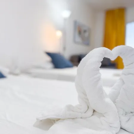 Vistas Nicole קוסטה דל סילנסיו