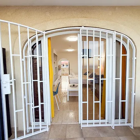 Vistas Nicole קוסטה דל סילנסיו